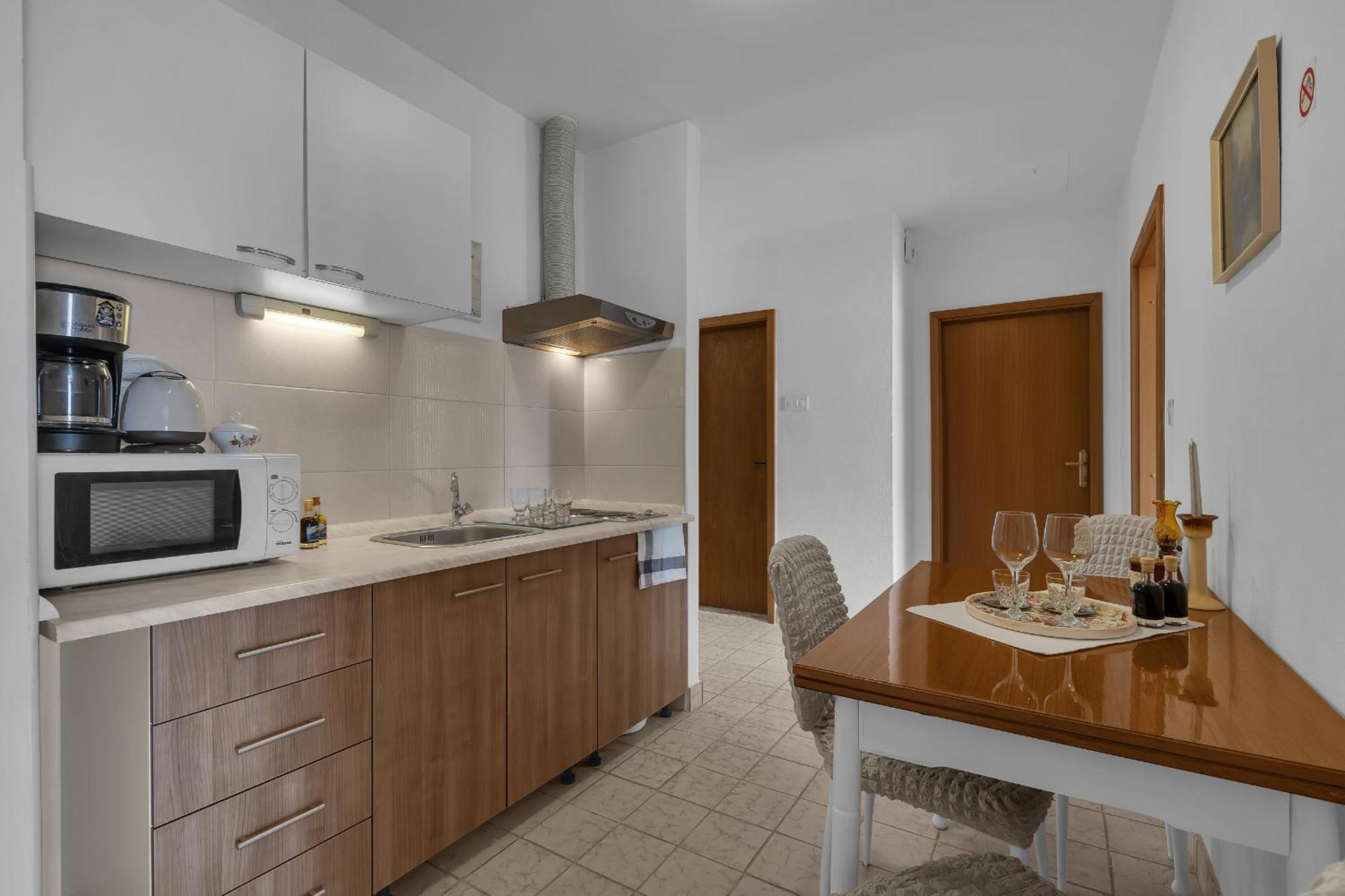 Apartment And Rooms Mila Makarska Exterior photo