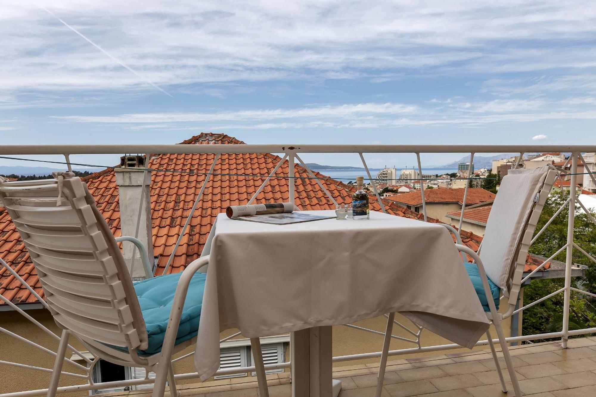 Apartment And Rooms Mila Makarska Exterior photo