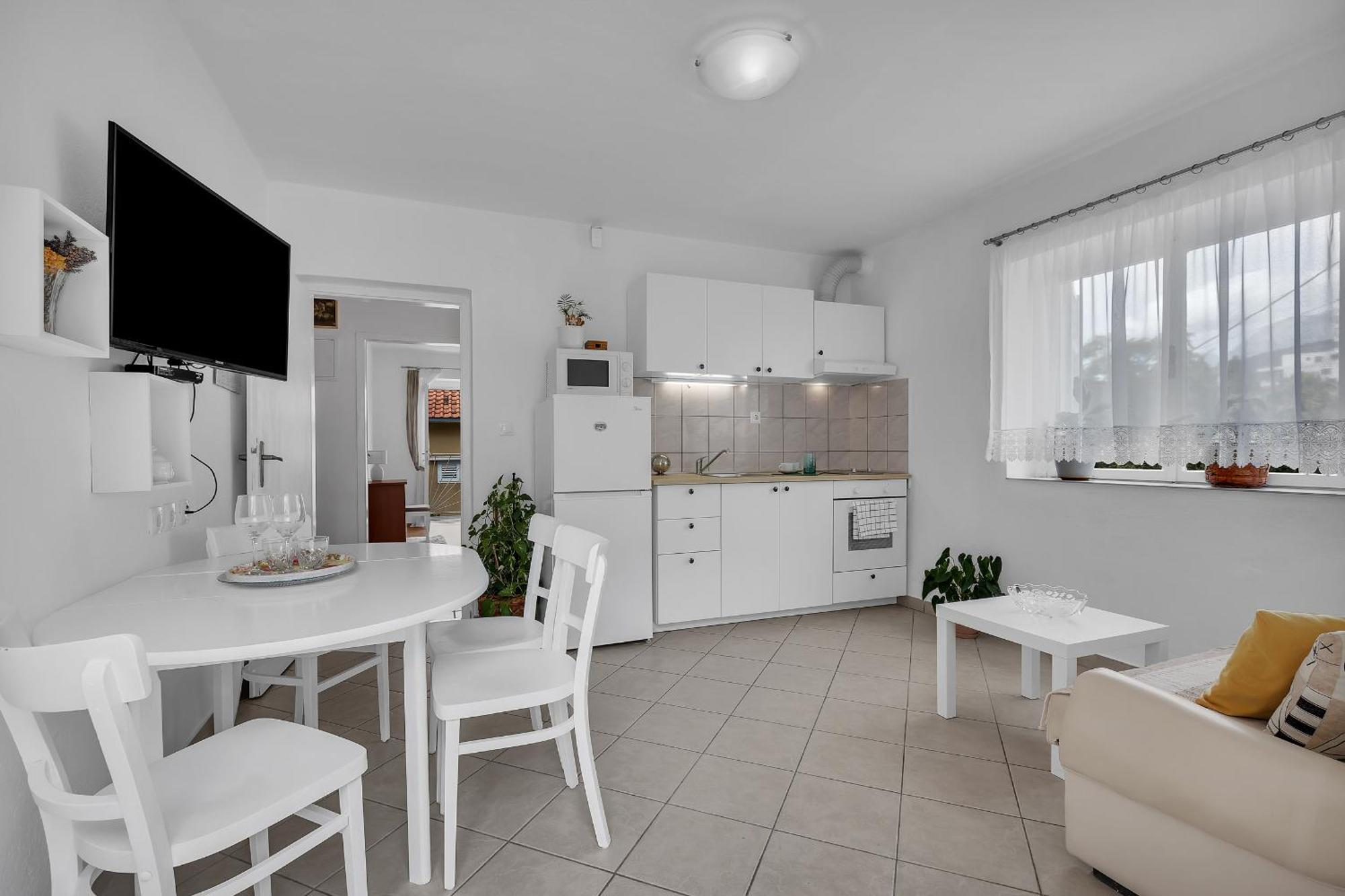 Apartment And Rooms Mila Makarska Exterior photo