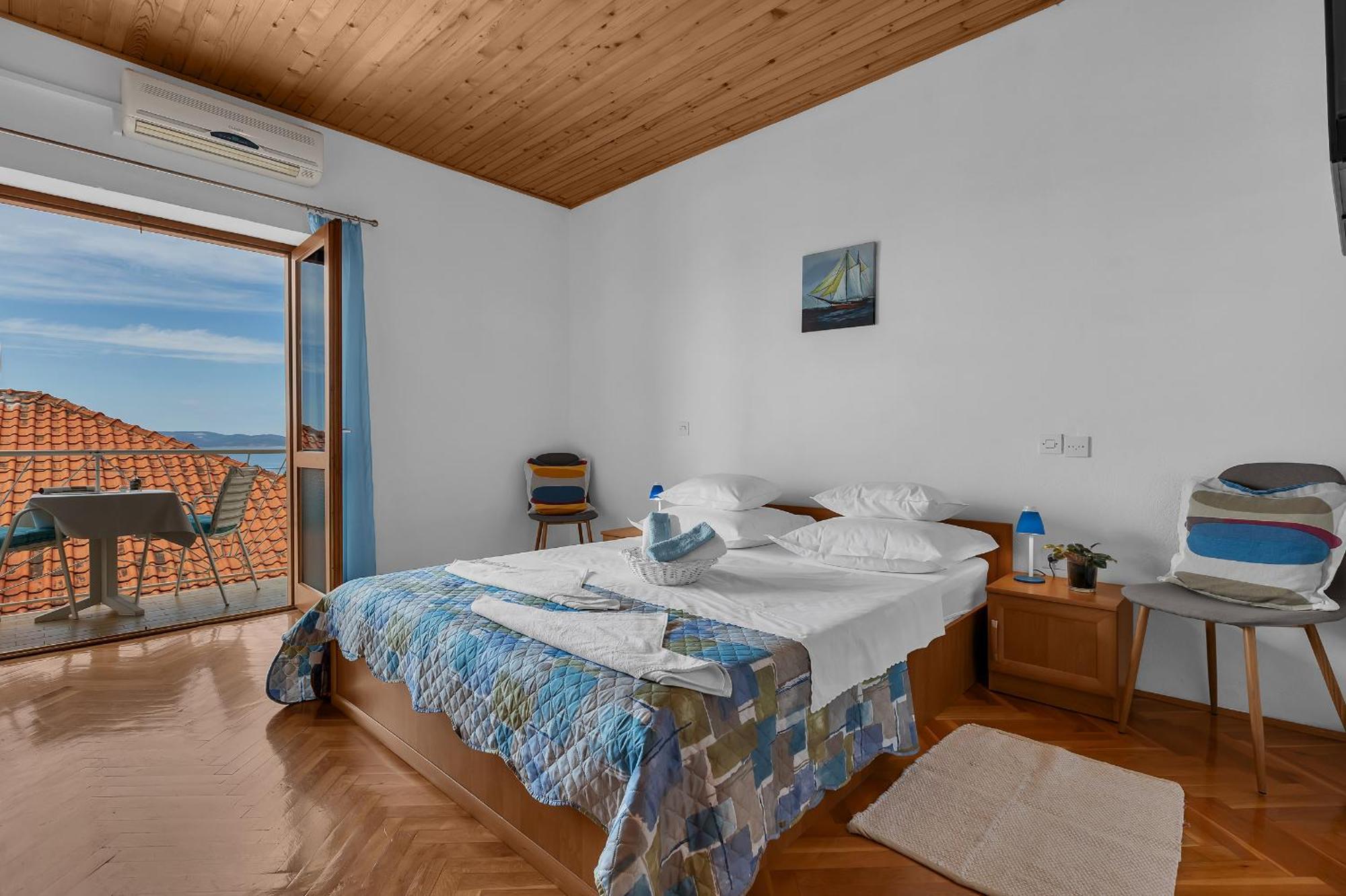 Apartment And Rooms Mila Makarska Exterior photo