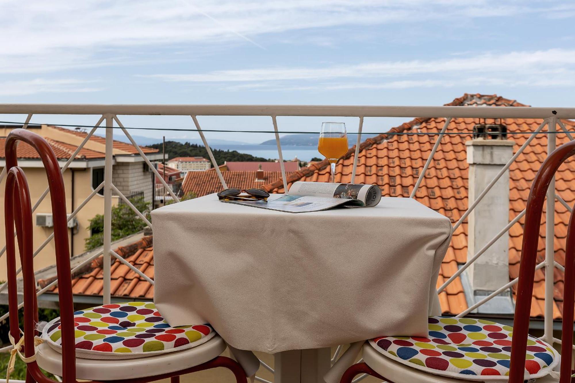 Apartment And Rooms Mila Makarska Exterior photo